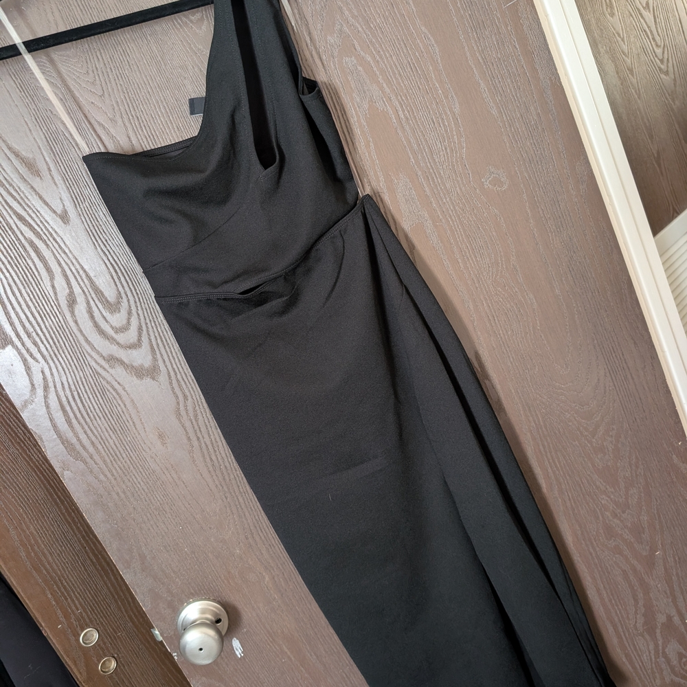 Cut-out Black One-Shoulder Dress